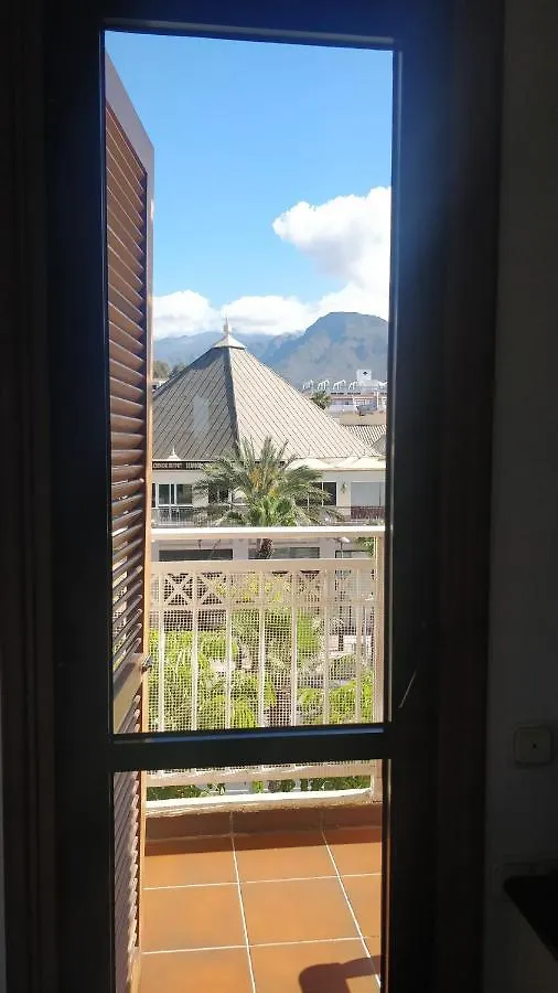 Seafront Golden Mile Las Americas Hard Rock Arona  0*, Arona (Tenerife) Hiszpania